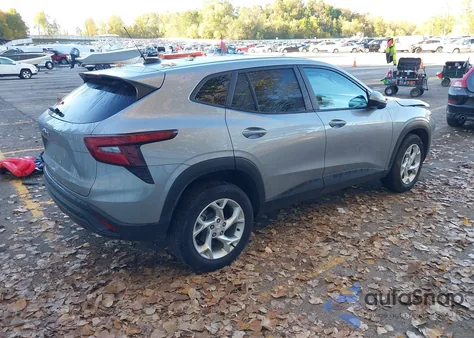 2025 Chevrolet Trax Fwd Ls z USA, uszkodzony, nr VIN KL77LFEP6SC151020